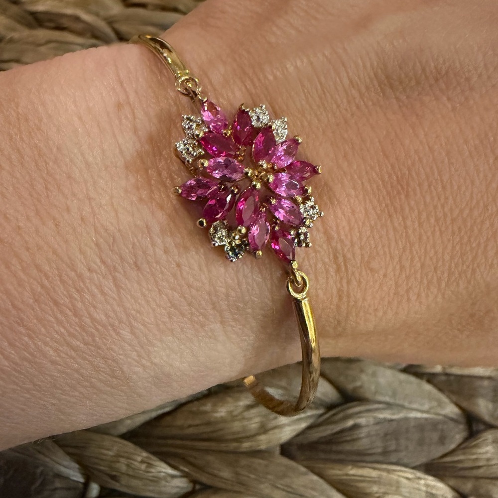 Gold over Sterling Silver Gemstone Flower Bangle Bracelet EUC stamped 925 Fairy